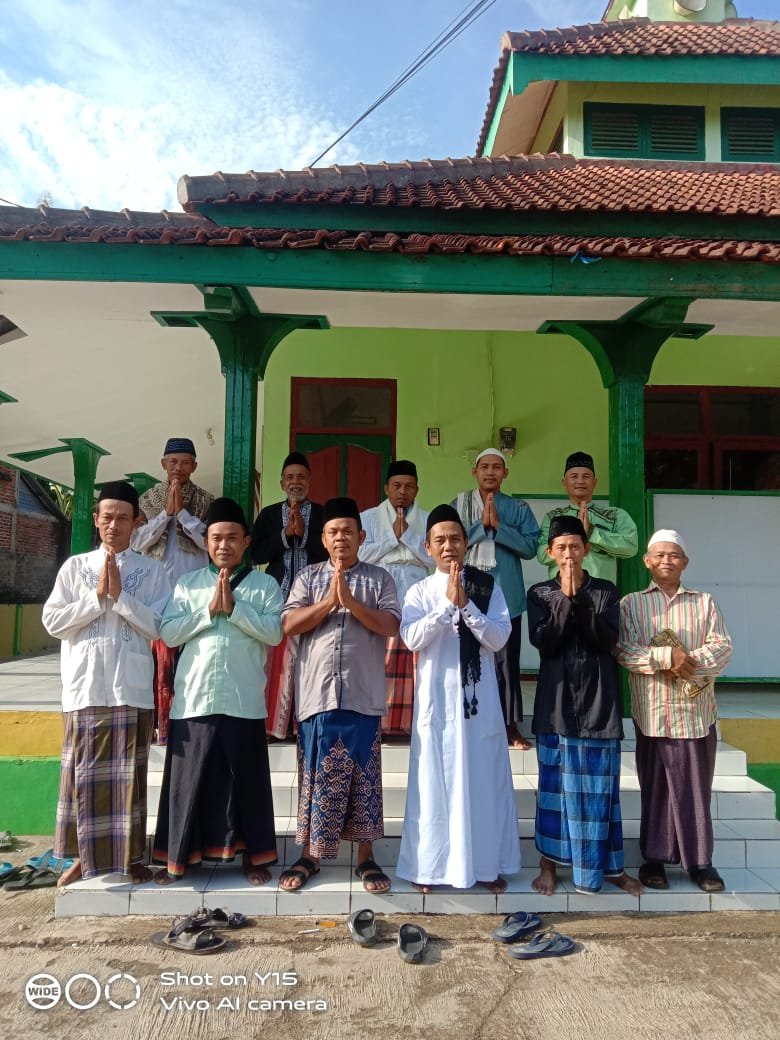 Bersama pengurus Ta'mir Masjid Al Barokah